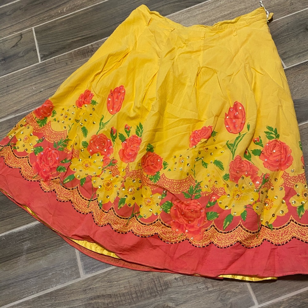 Sequin bottom skirt